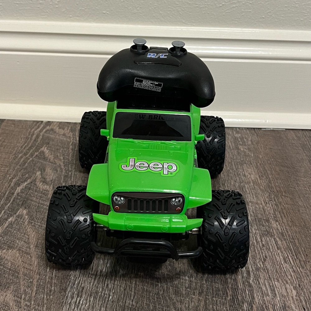 Motorize remote control Jeep